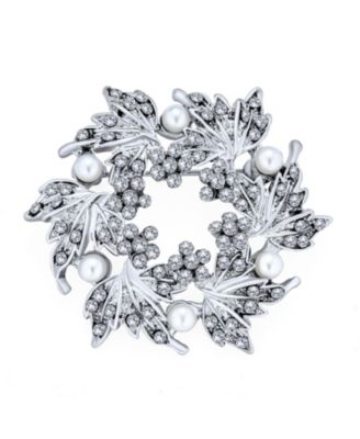 Pearl Wreath Circle Statement Brooch Pin Crystal Accent for Lapel and Scarf