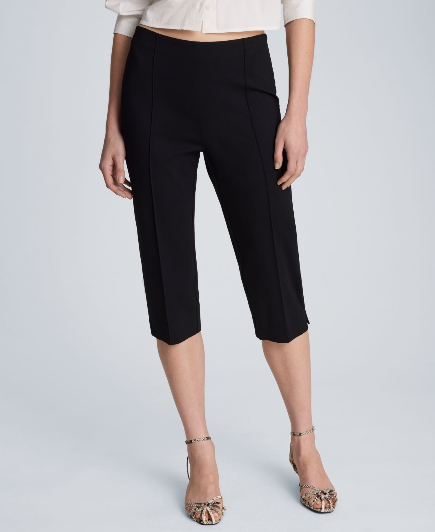 Women's Hollywood Mid-Rise Capri Pants