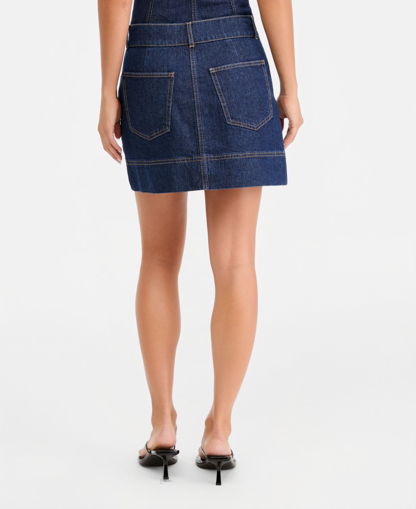 Женская юбка Bar III Denim Asymmetrical Mini, цвет: Rinse — фото 4