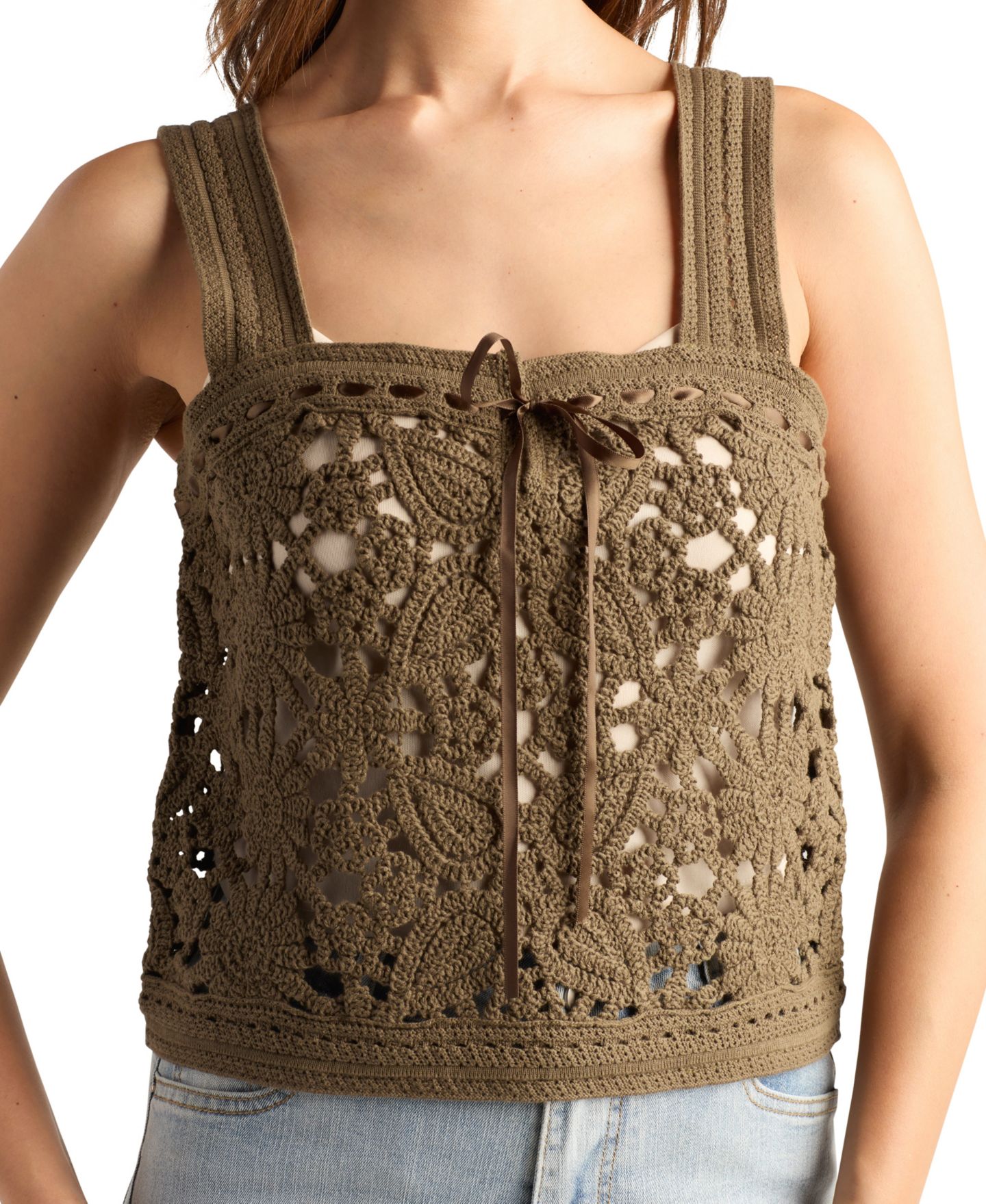 Женский топ BCX Crochet Ruffle Sleeveless, цвет: Оливковый — фото 3