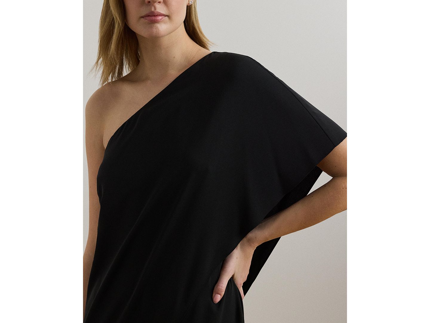 Женский комбинезон Lauren Ralph Lauren Cape Georgette One-Shoulder Jumpsuit, цвет: Чёрный — фото 2
