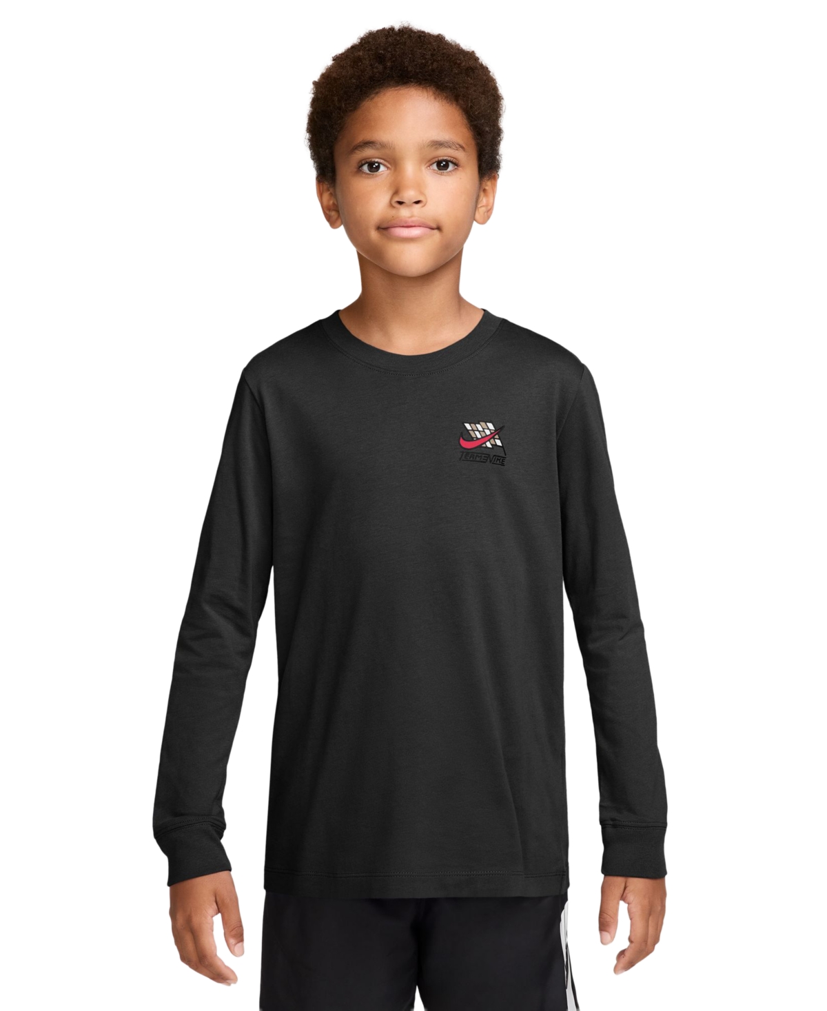 Nike Boys' 8-18 Sportswear Long-Sleeve T-Shirt