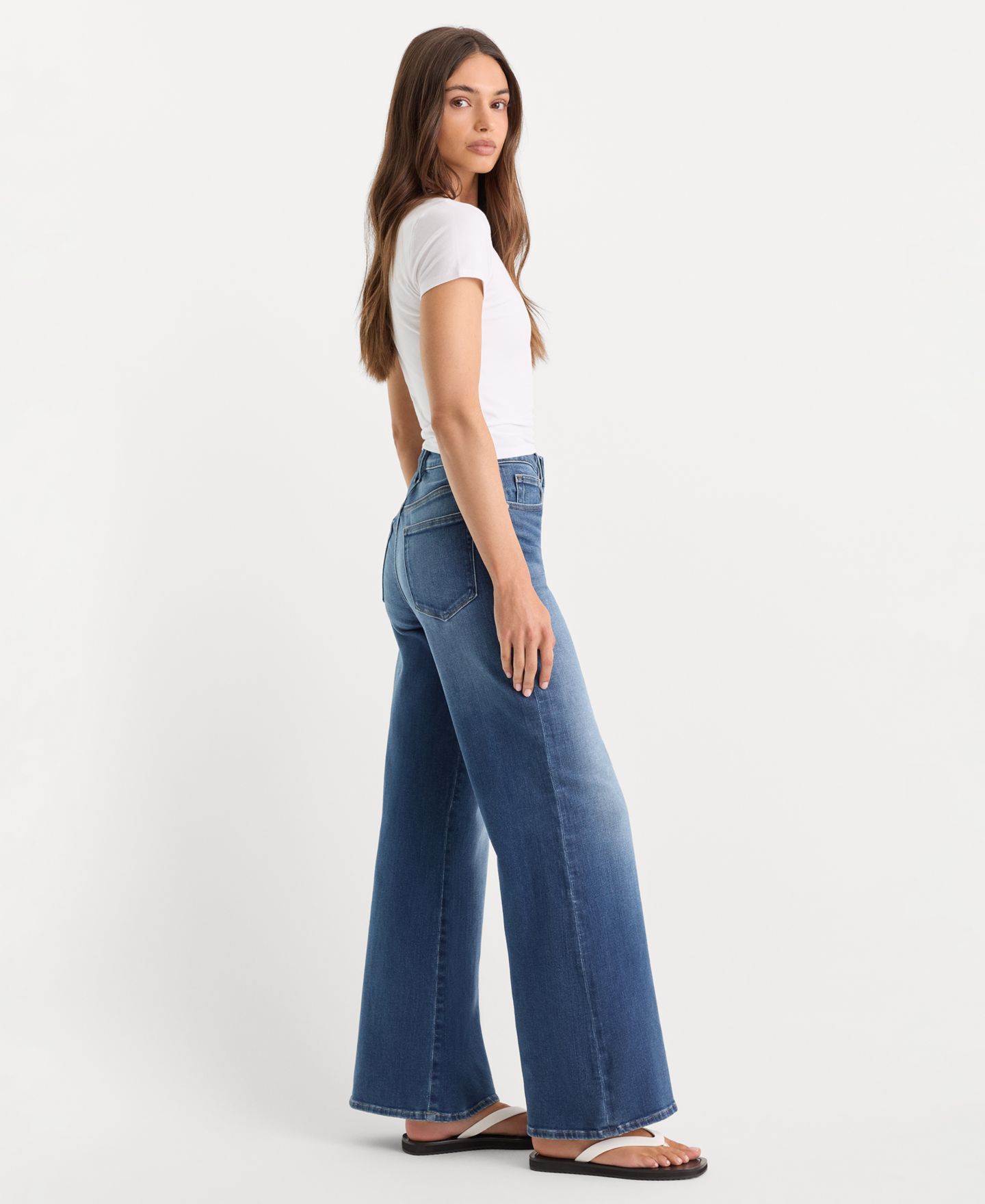 Женские джинсы Good American Soft Tech Good Waist Palazzo Ankle, цвет: Индиго, вариант 1 — фото 3