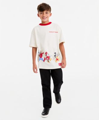 Big Kids' XS-XL Mickey & Friends Parade Route Graphic T-Shirt