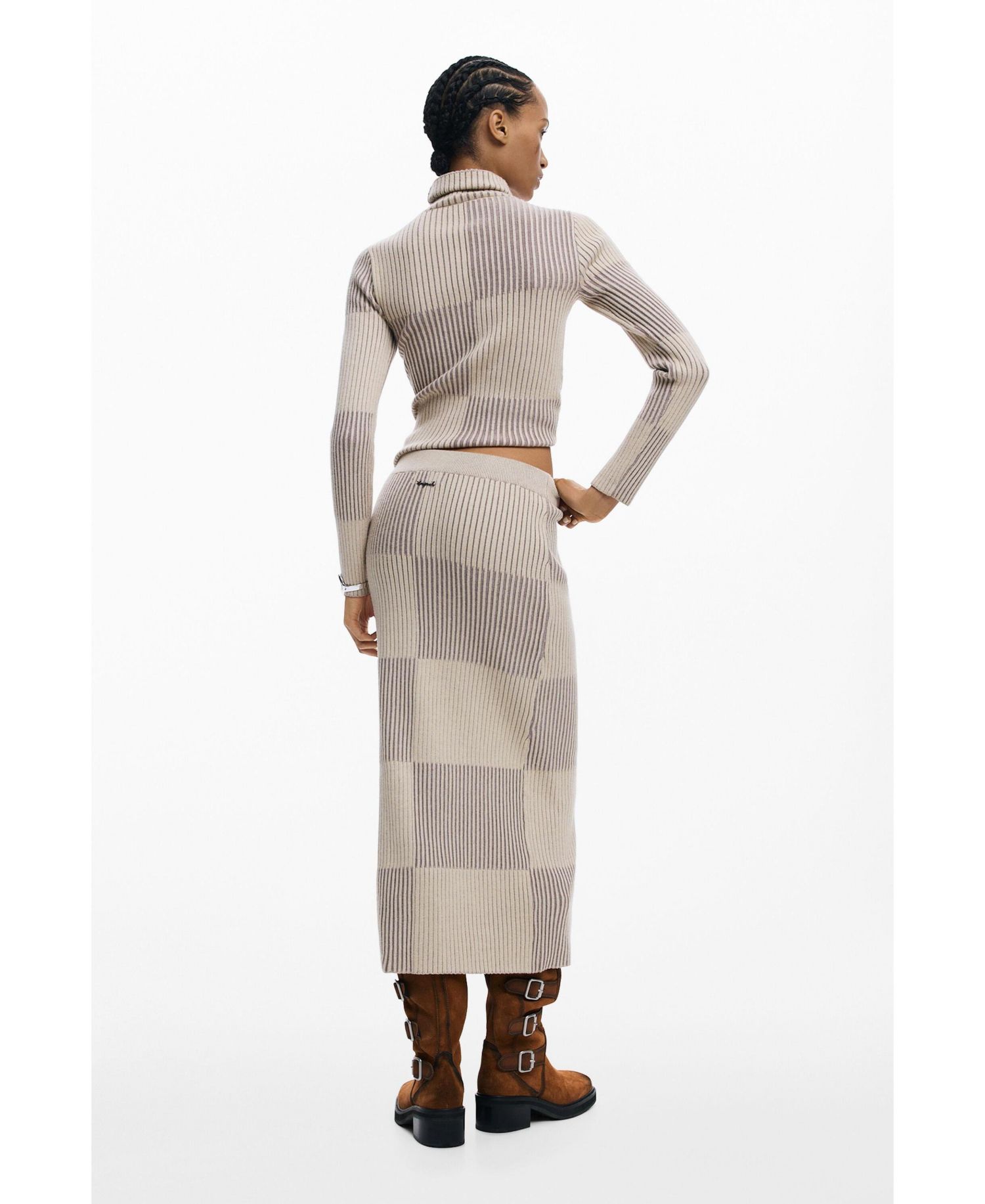 Women's Long ribbed skirt