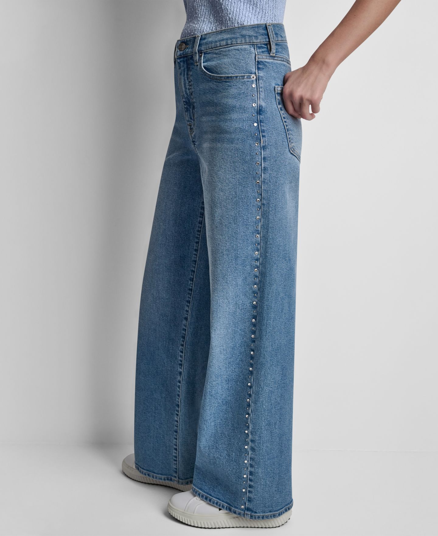 Женские джинсы DKNY Jeans High-Rise Wide-Leg Outseam Studs, цвет: Gramercy — фото 3