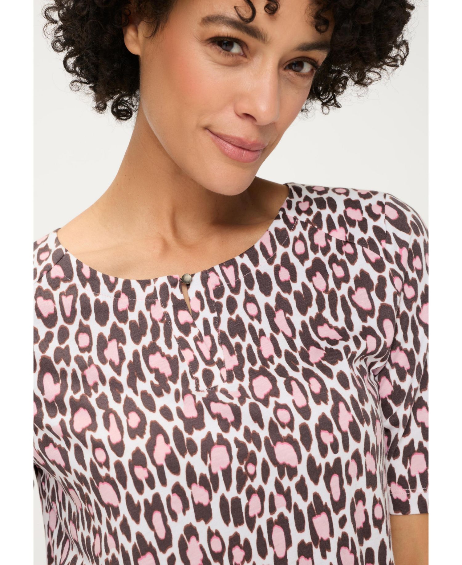 Women's Leopard Print Split Neck T-Shirt