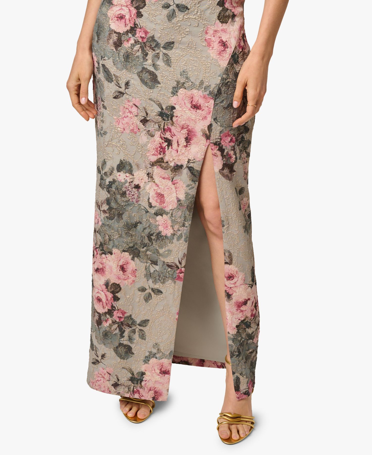 Women's Strapless Body Gown
