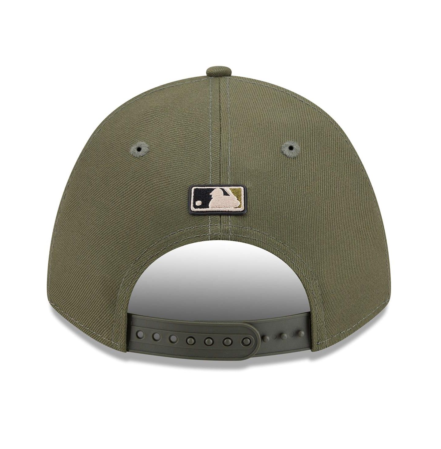 Детская кепка New Era Olive Detroit Tigers 2026 Armed Forces Day 9FORTY M-Crown Adjustable Hat — фото 4