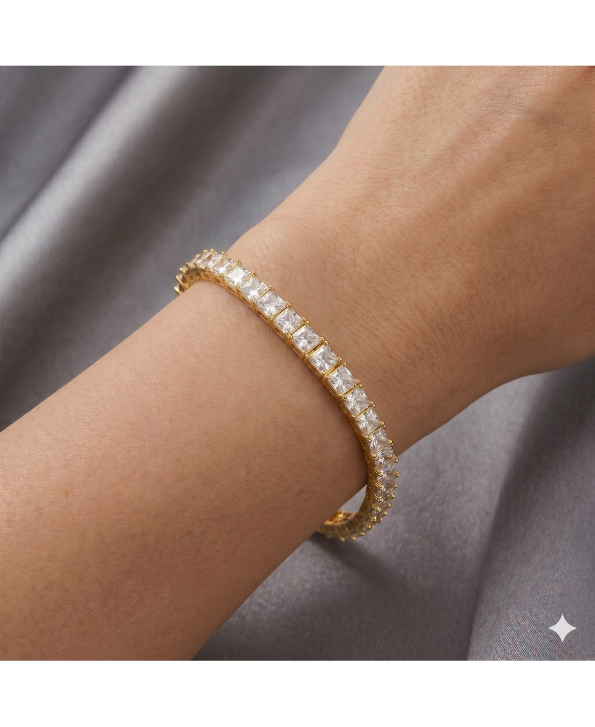 Simona Elegant 7mm 4-Prong Square Cz Tennis Bracelet
