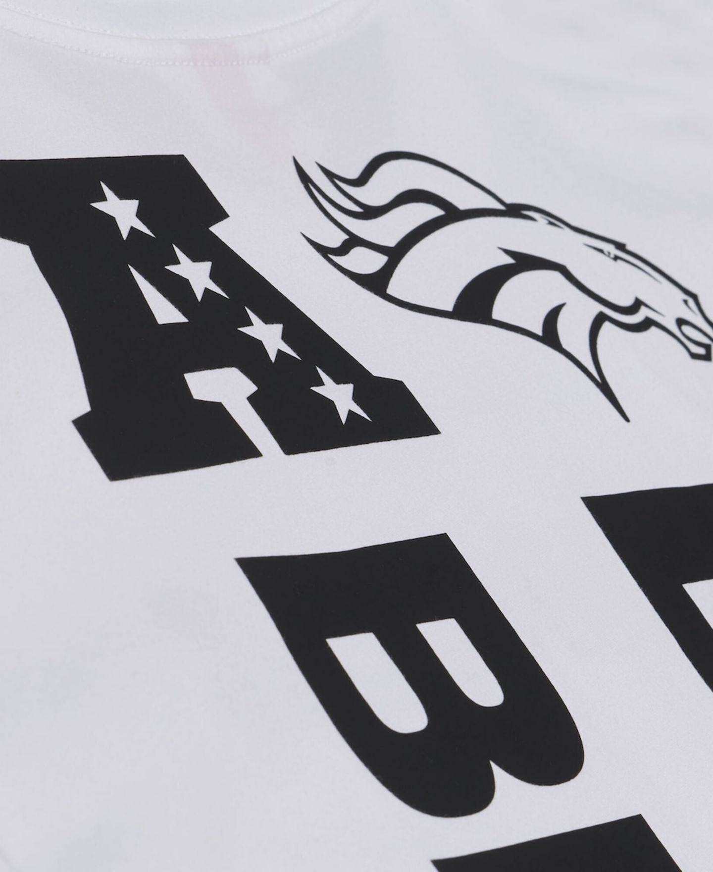 Мужская футболка Mitchell & Ness White Denver Broncos Monochrome — фото 4