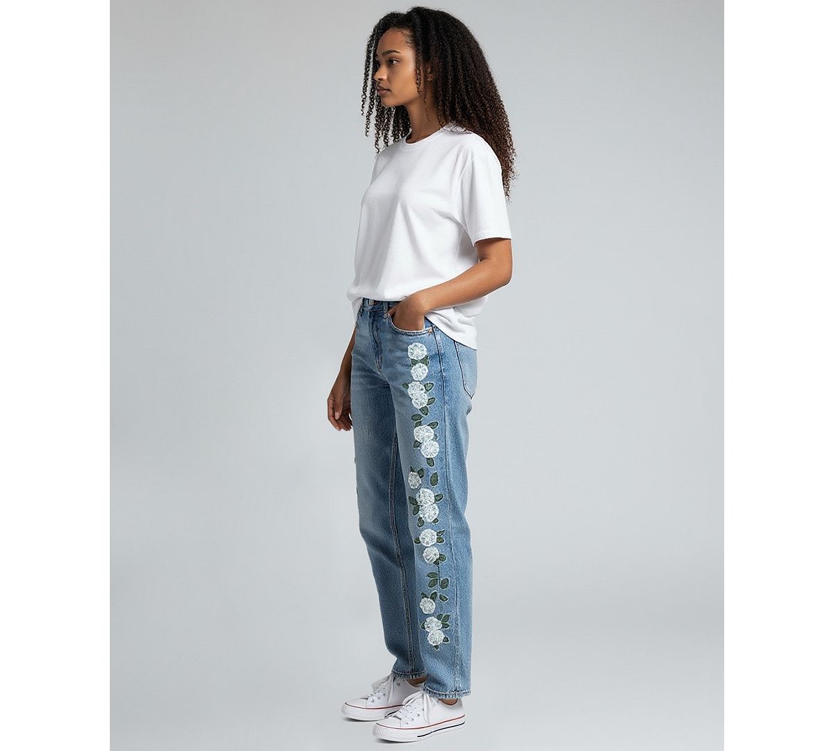 BLANK NYC Women's High-Rise Straight-Leg Jeans view 4 — MAYCSS fashion products
