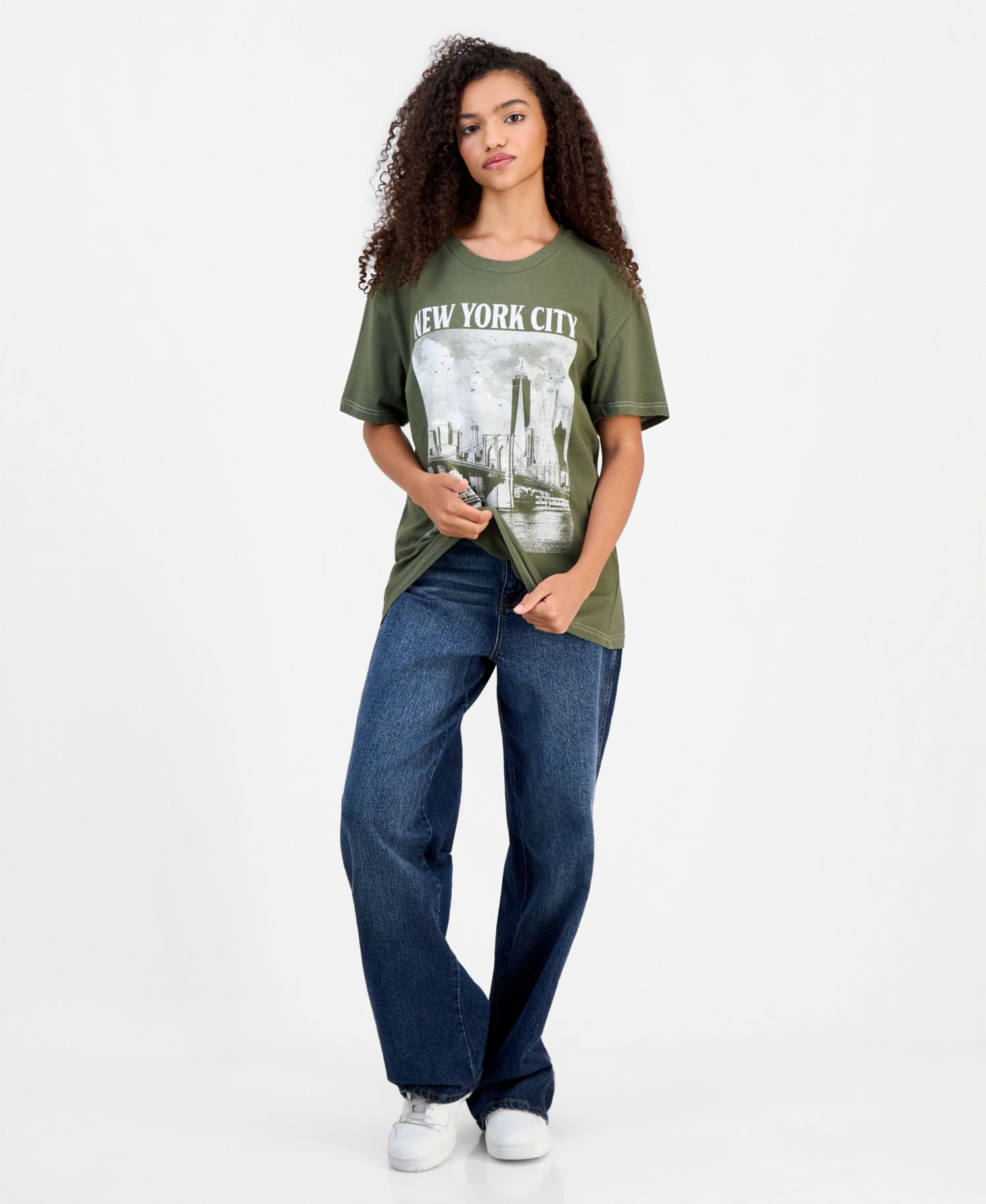 Juniors' Cotton NYC Graphic T-Shirt