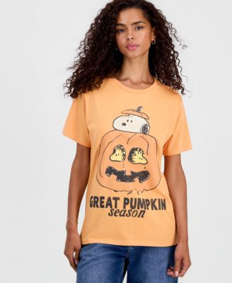 Juniors' Snoopy Pumpkin Graphic-Print T-Shirt