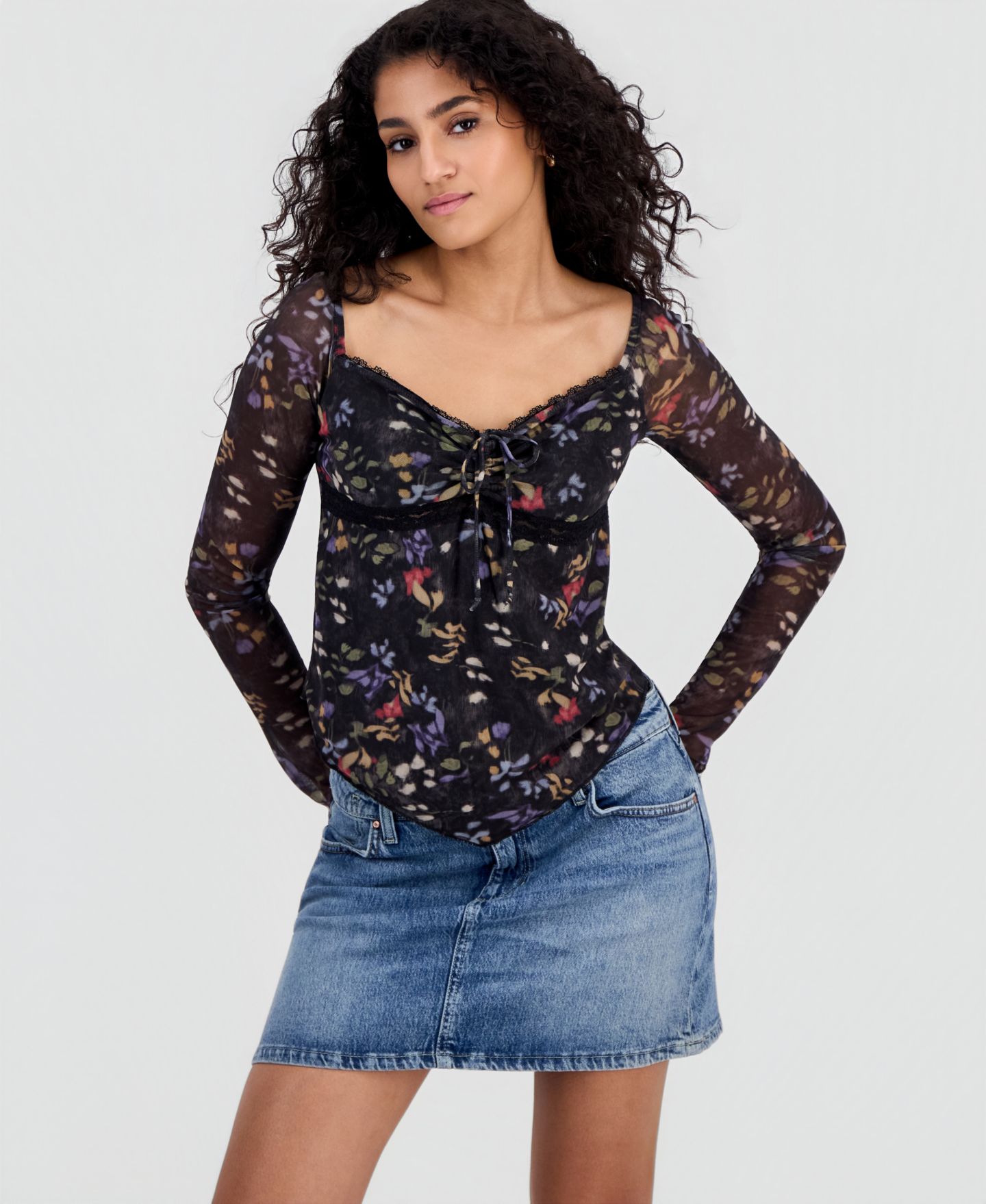 Женский топ Just Polly Juniors' Sweetheart-Neck Long-Sleeve Mesh Top, цвет: Чёрный — фото 2