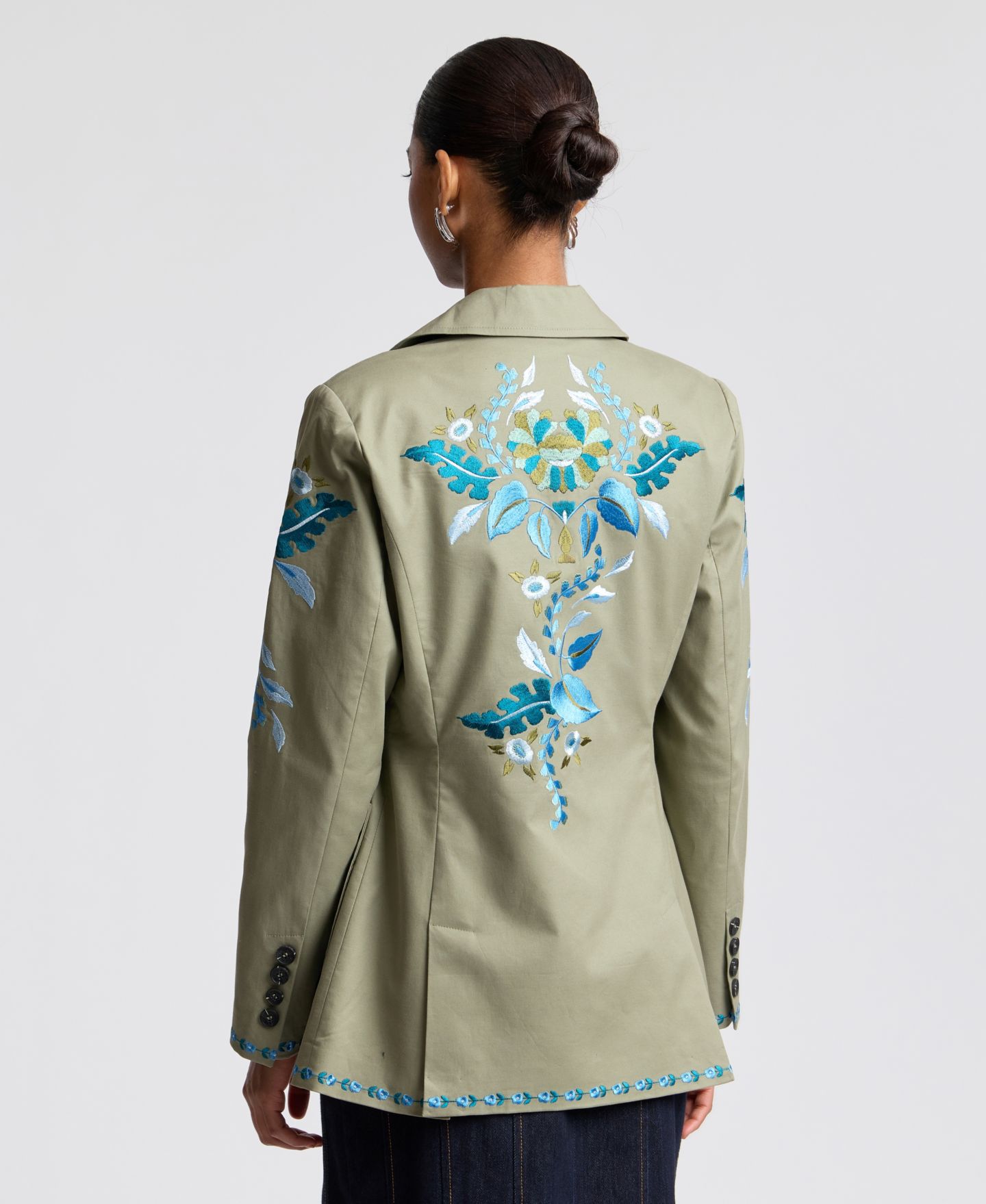 Женский пиджак Avec Les Filles Embroidered Double-Breasted Blazer, цвет: Бледный оливковый — фото 5