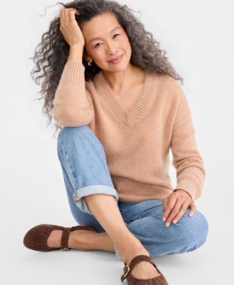 Women's 100% Cashmere V-Neck Relaxed Sweater