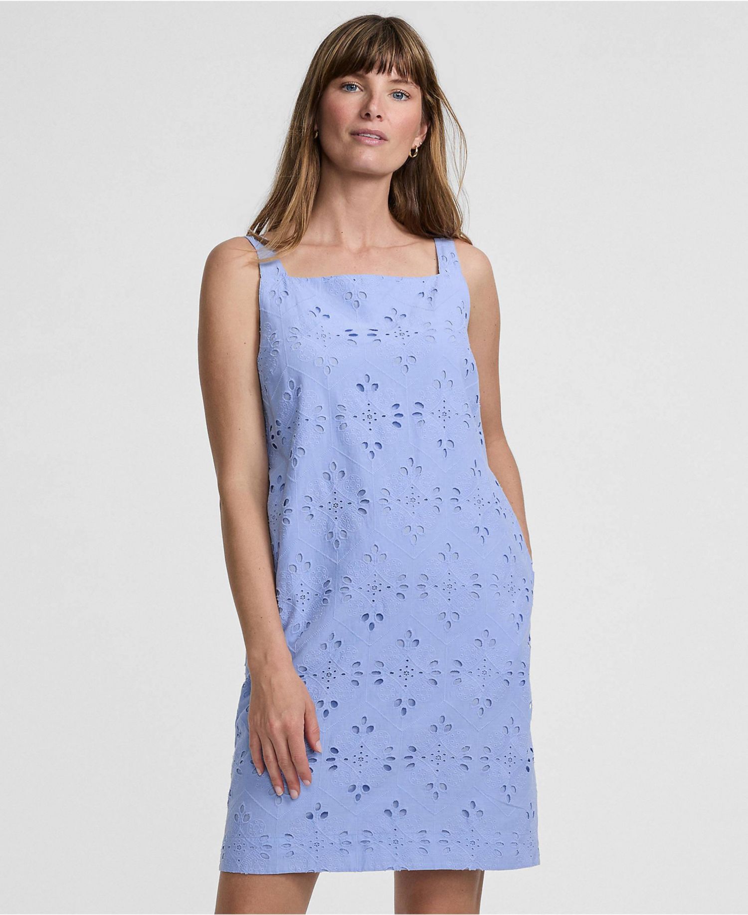 Women's Sleeveless Eyelet Shift Above the Knee Dress