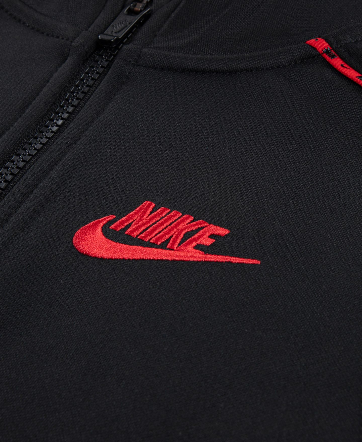 Комплект Nike Dri-FIT Lifestyle Full-Zip Jacket and Joggers, 2-Piece Set для мальчиков, цвет: Чёрный — фото 4
