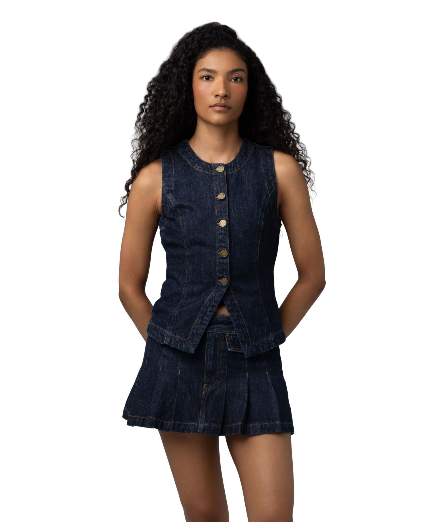 Women's Scoop Neck Sleeveless Top