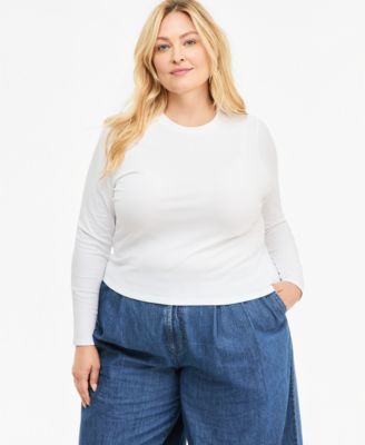 Plus Size Meet & Greet Long-Sleeve Top