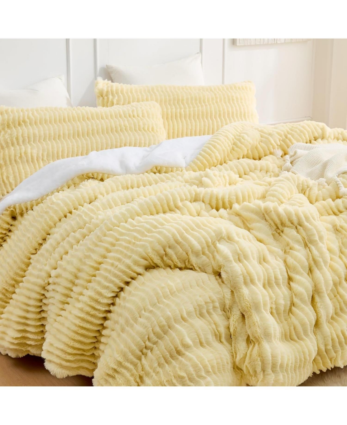 Coma Inducer Chunky Bunny with Frosting - Oversized Comforter Set