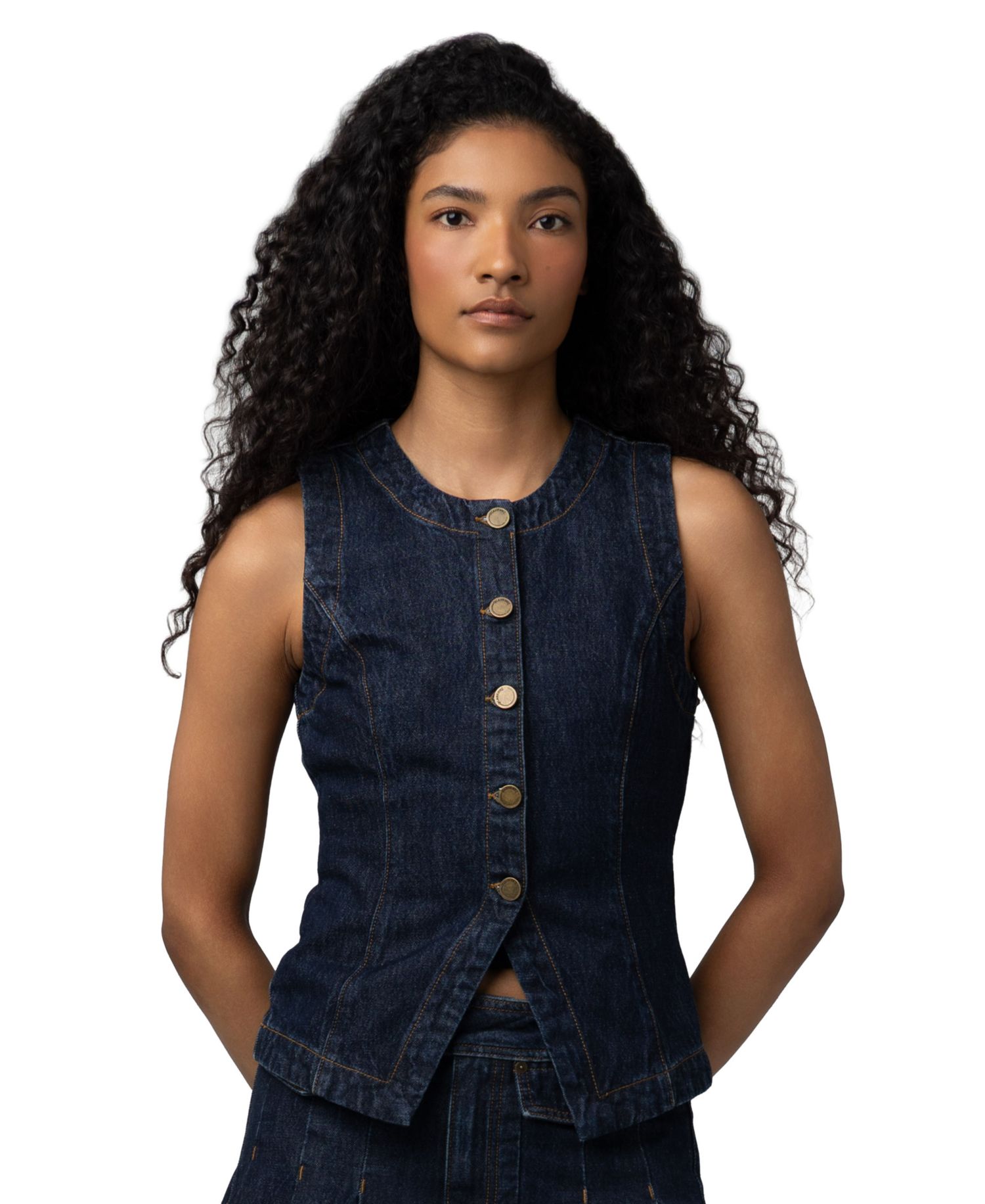 Women's Scoop Neck Sleeveless Top