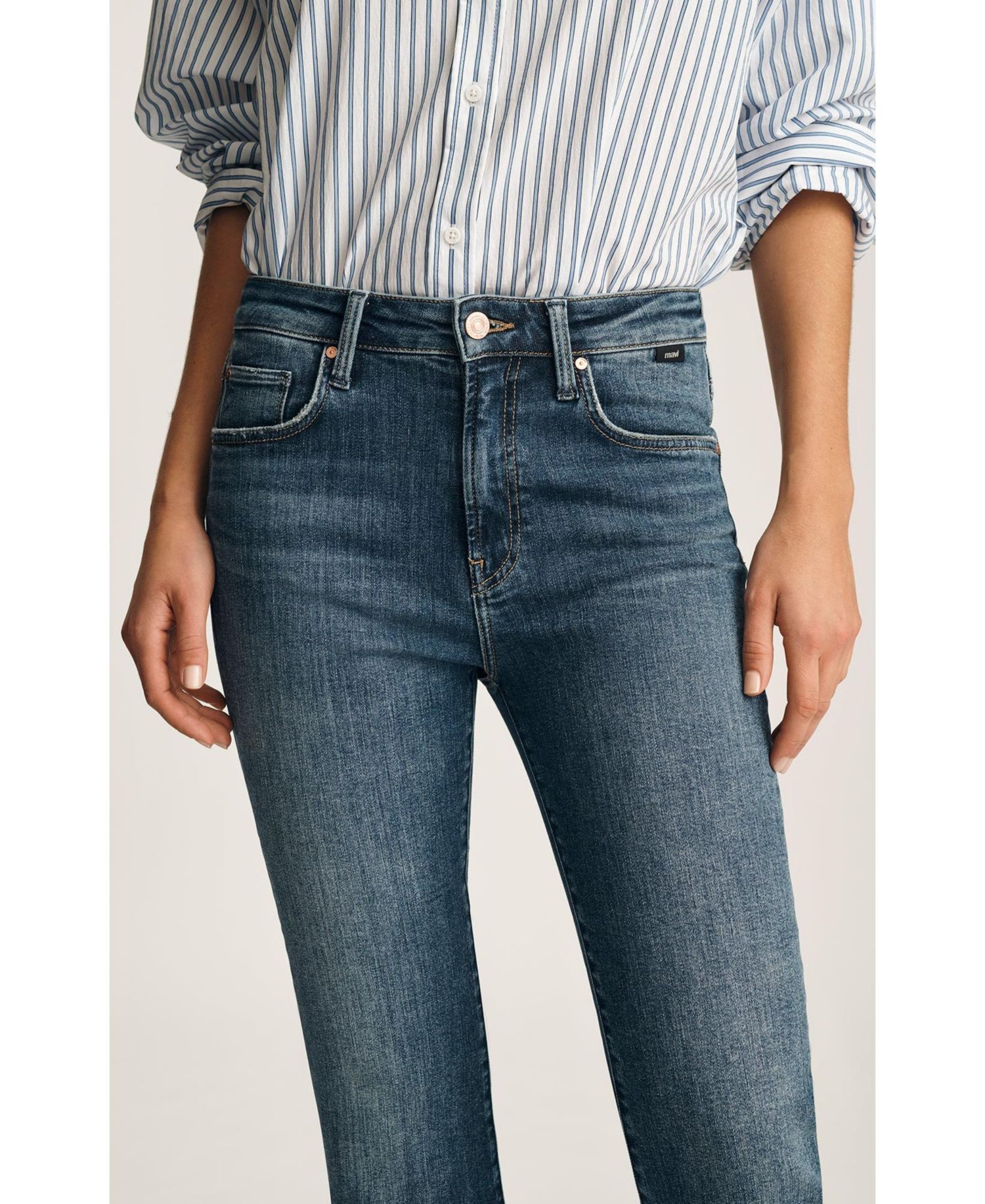 Women's Anika Mid Rise Cropped Flare In Dark Brushed Flex Blue