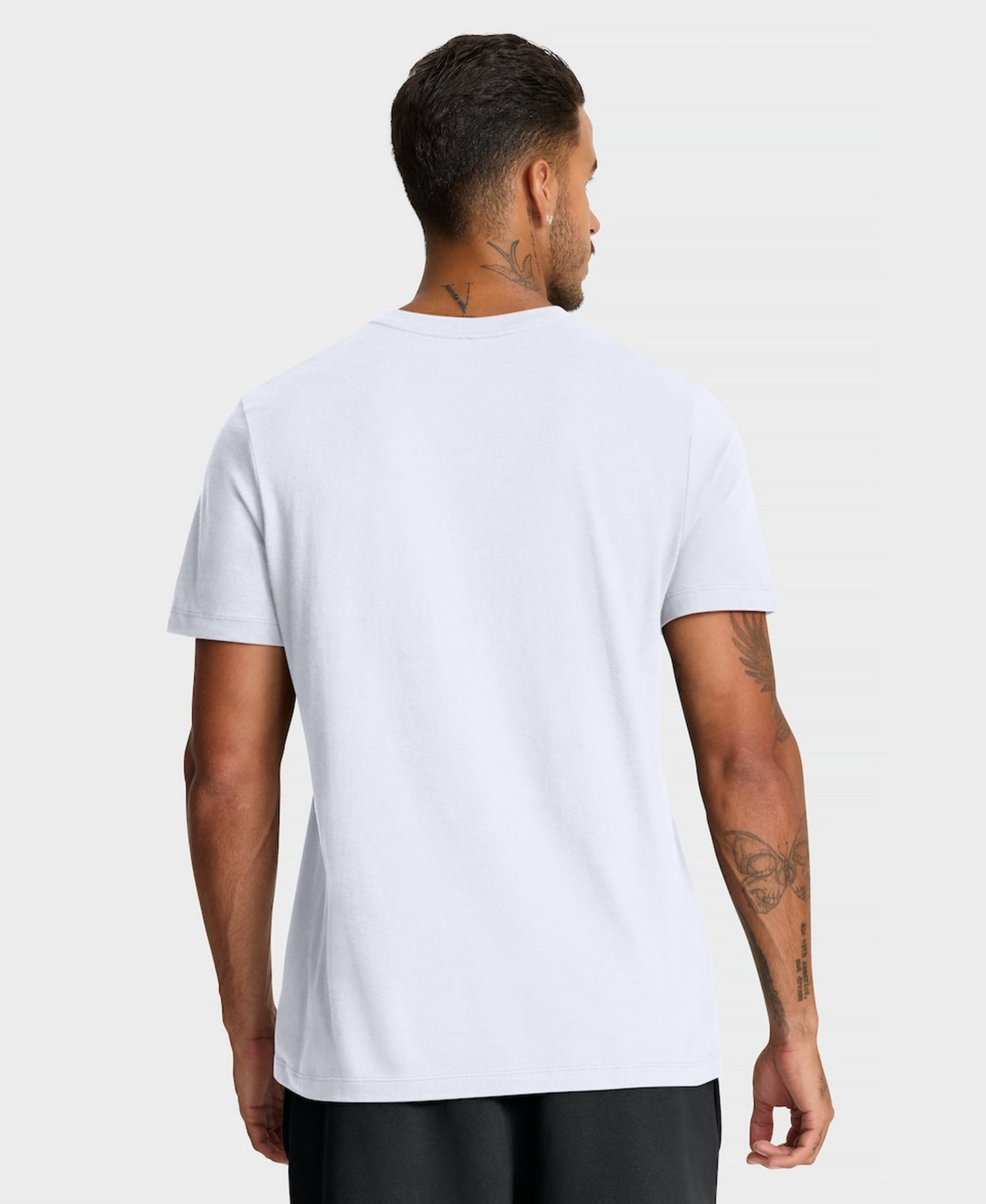 Men's White Chicago Cubs Bold Team Name T-Shirt