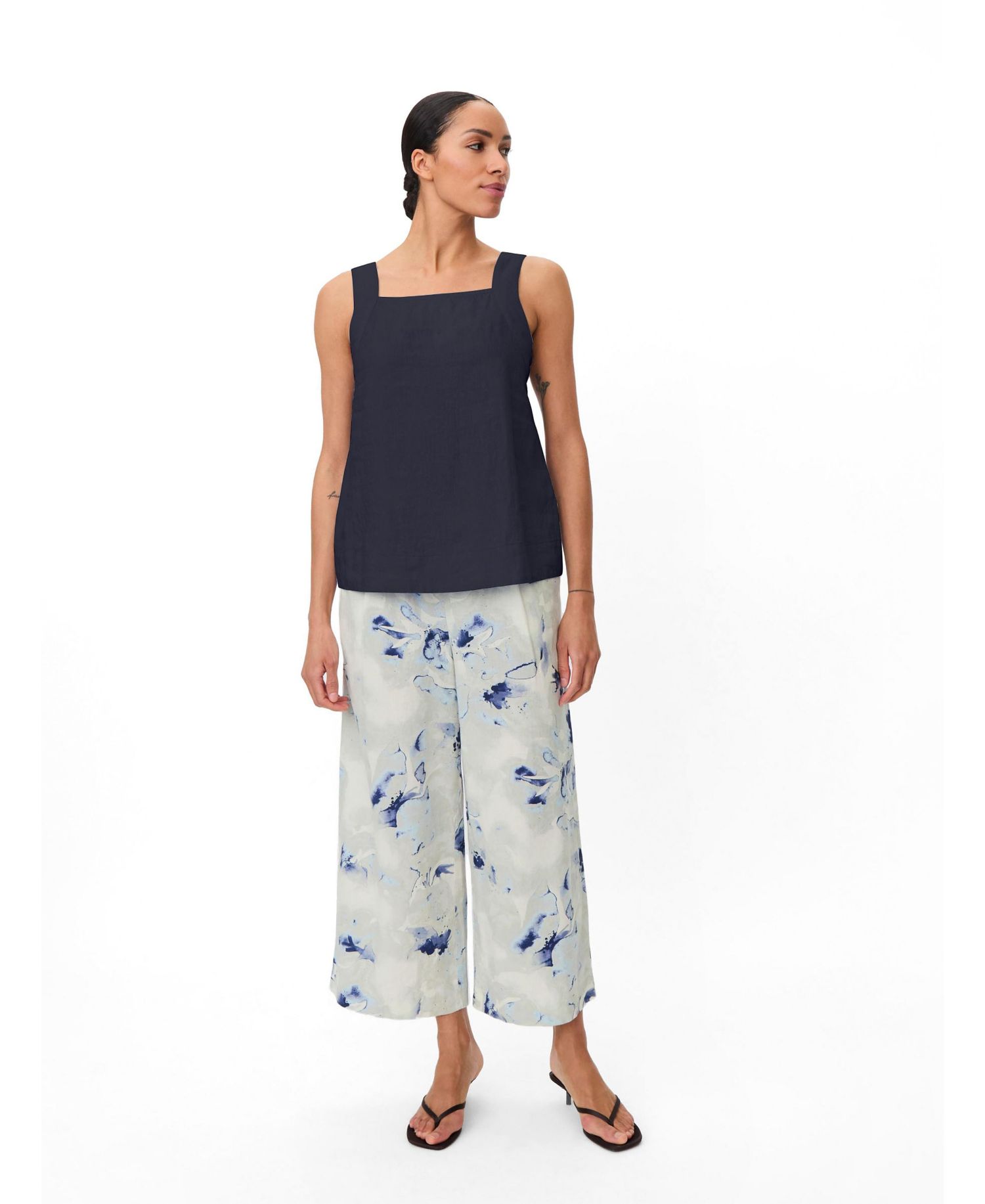 Women's Madisa Linen Square Neck Top