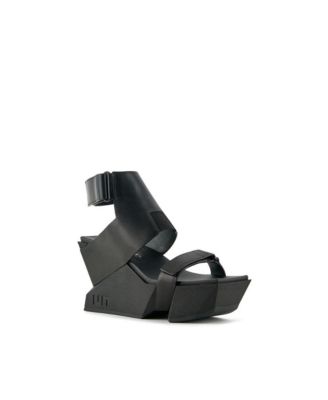 Women's Brutt
