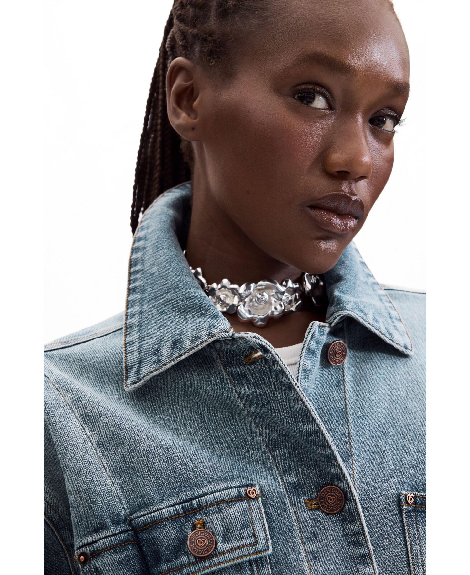 Women's Embroidered denim jacket