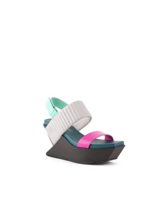 Women's Delta Wedge Puffier