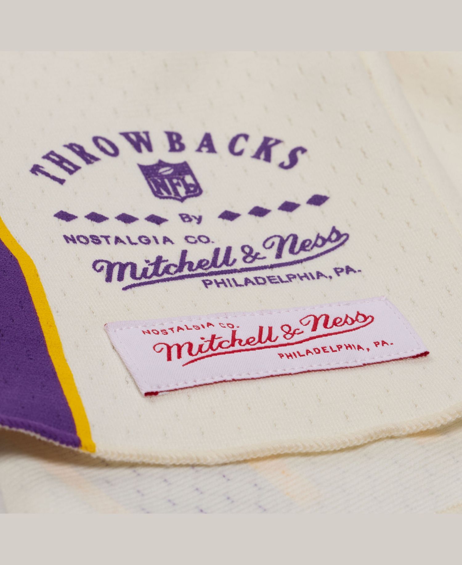 Women's Randy Moss Cream Minnesota Vikings Retired Player Cropped Fashion Jersey
