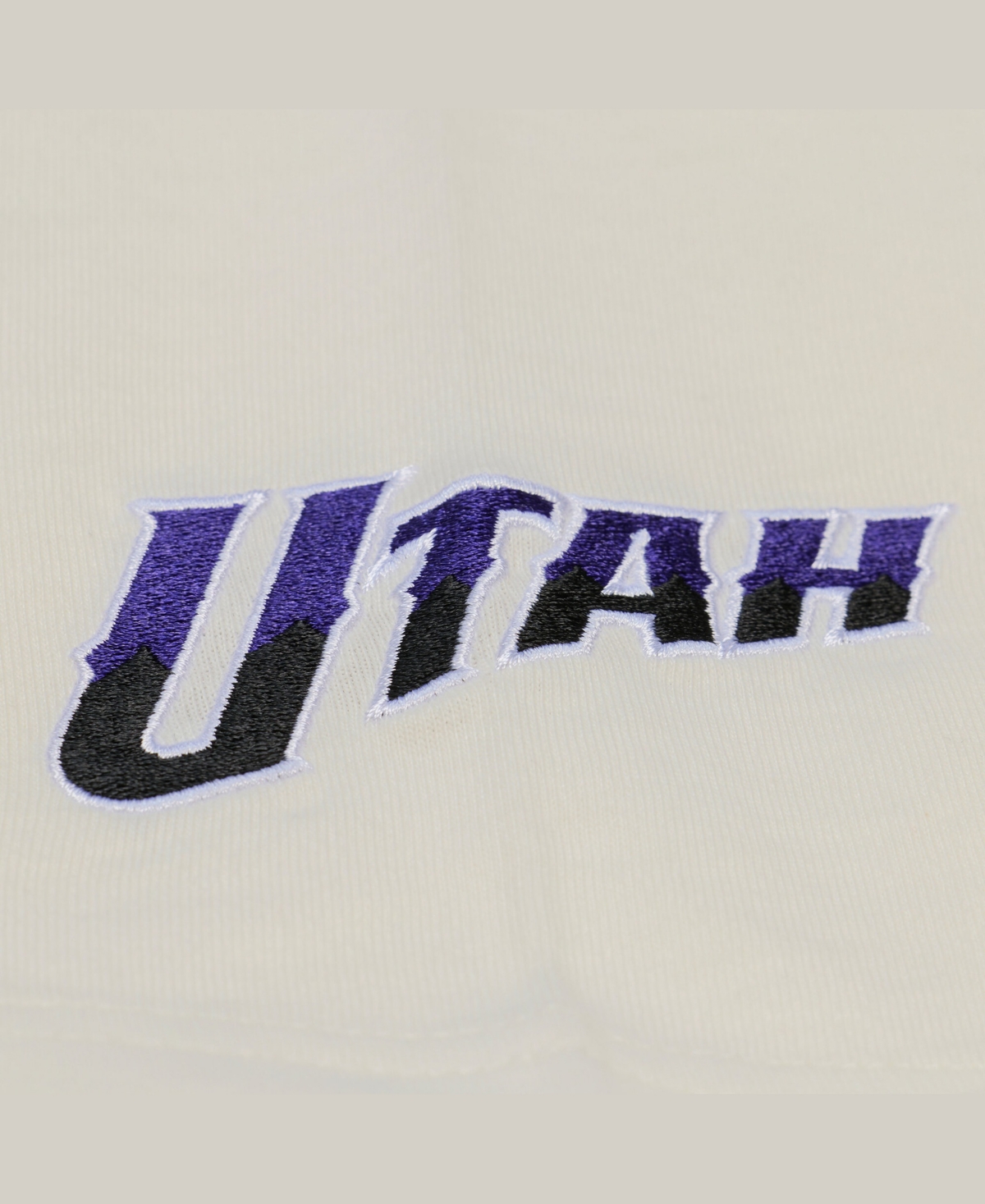 Mitchell & Ness Men's Cream Utah Jazz Hardwood Classics Chainstitch Premium T-Shirt