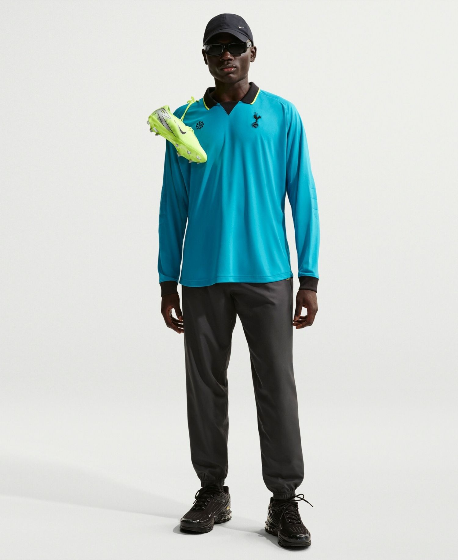 Men's Teal/Black Tottenham Hotspur Special Edition Long Sleeve Jersey
