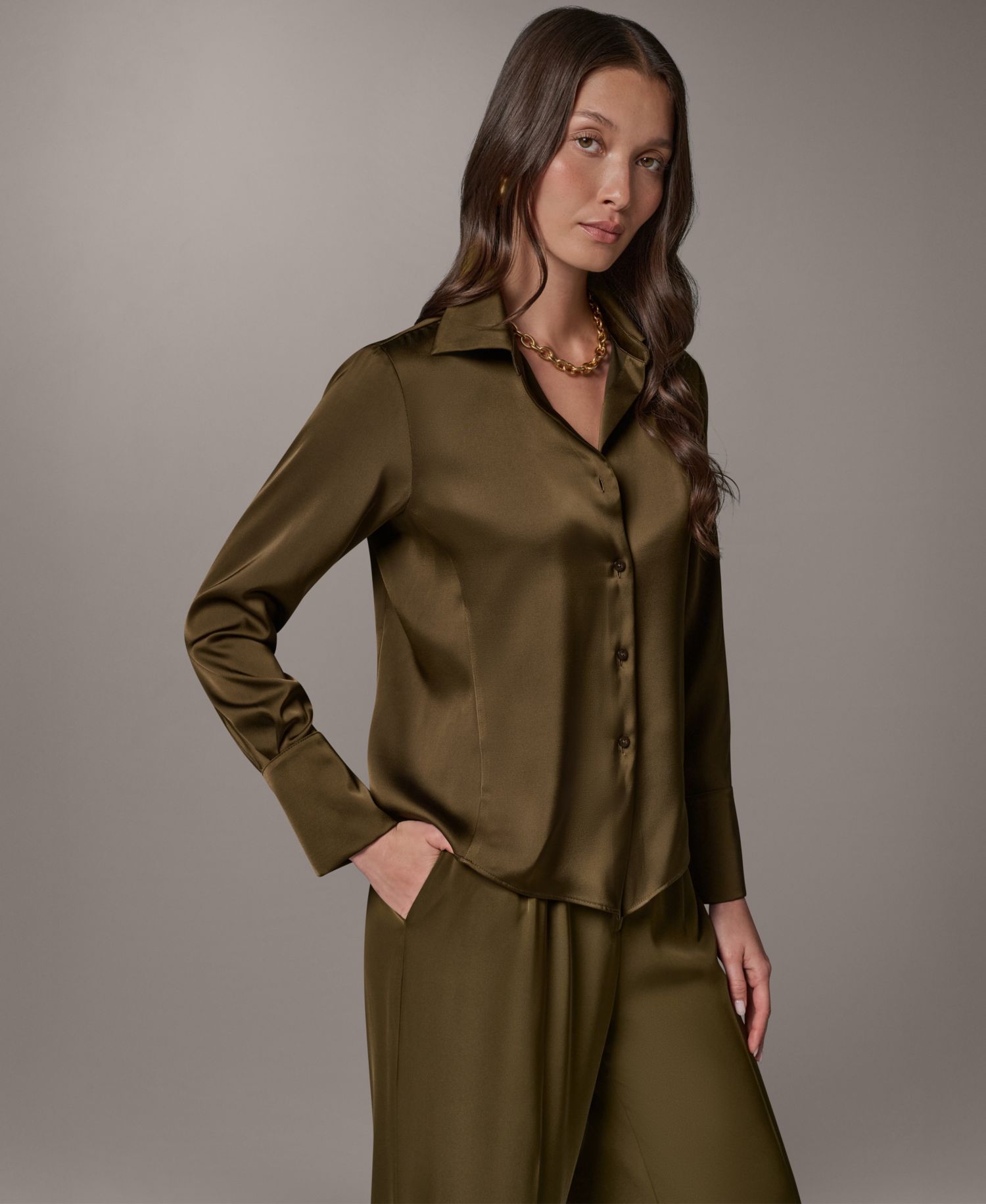 Petite Collared Button-Up Blouse