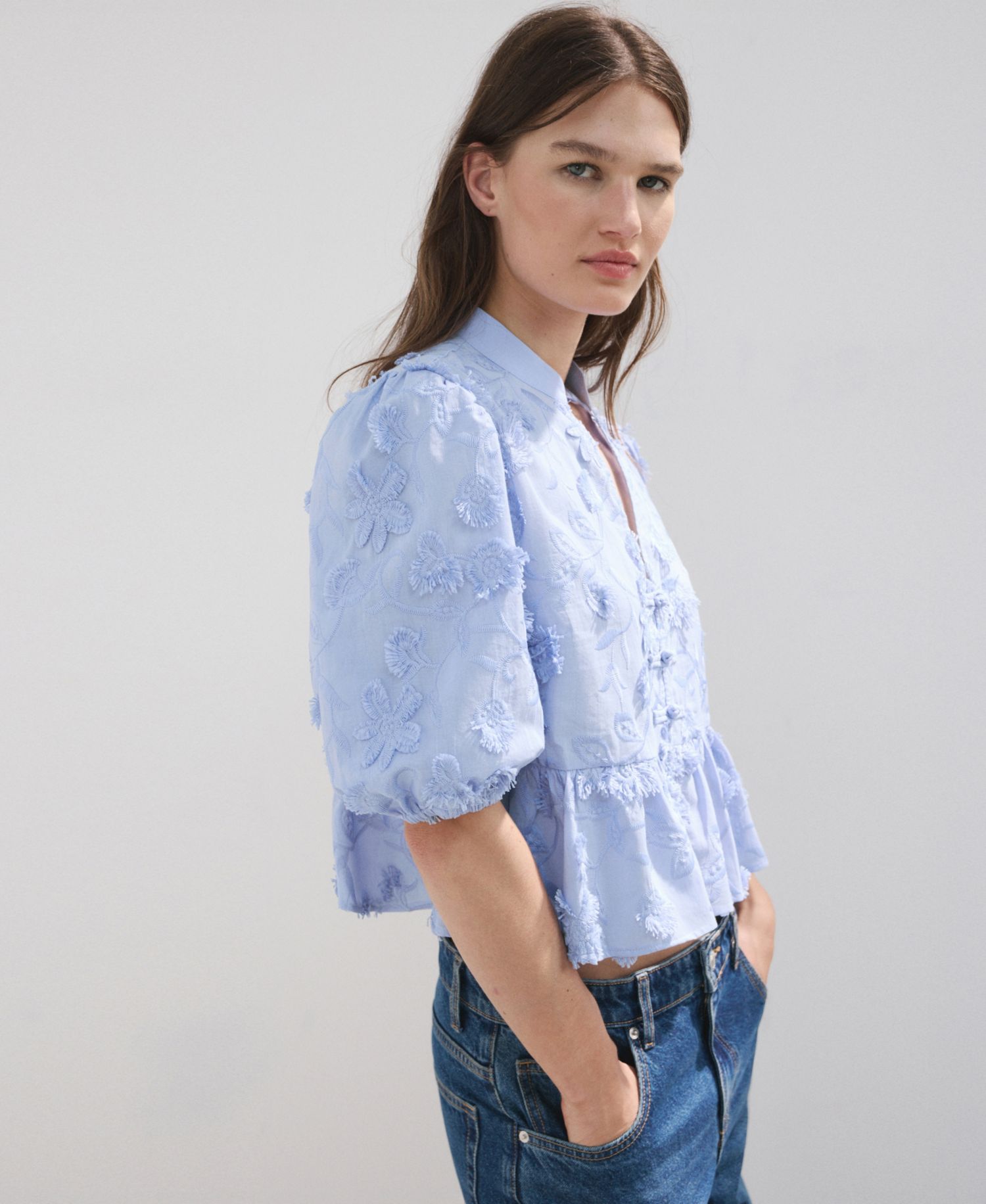 Women's Embroidered Puff-Sleeve Blouse