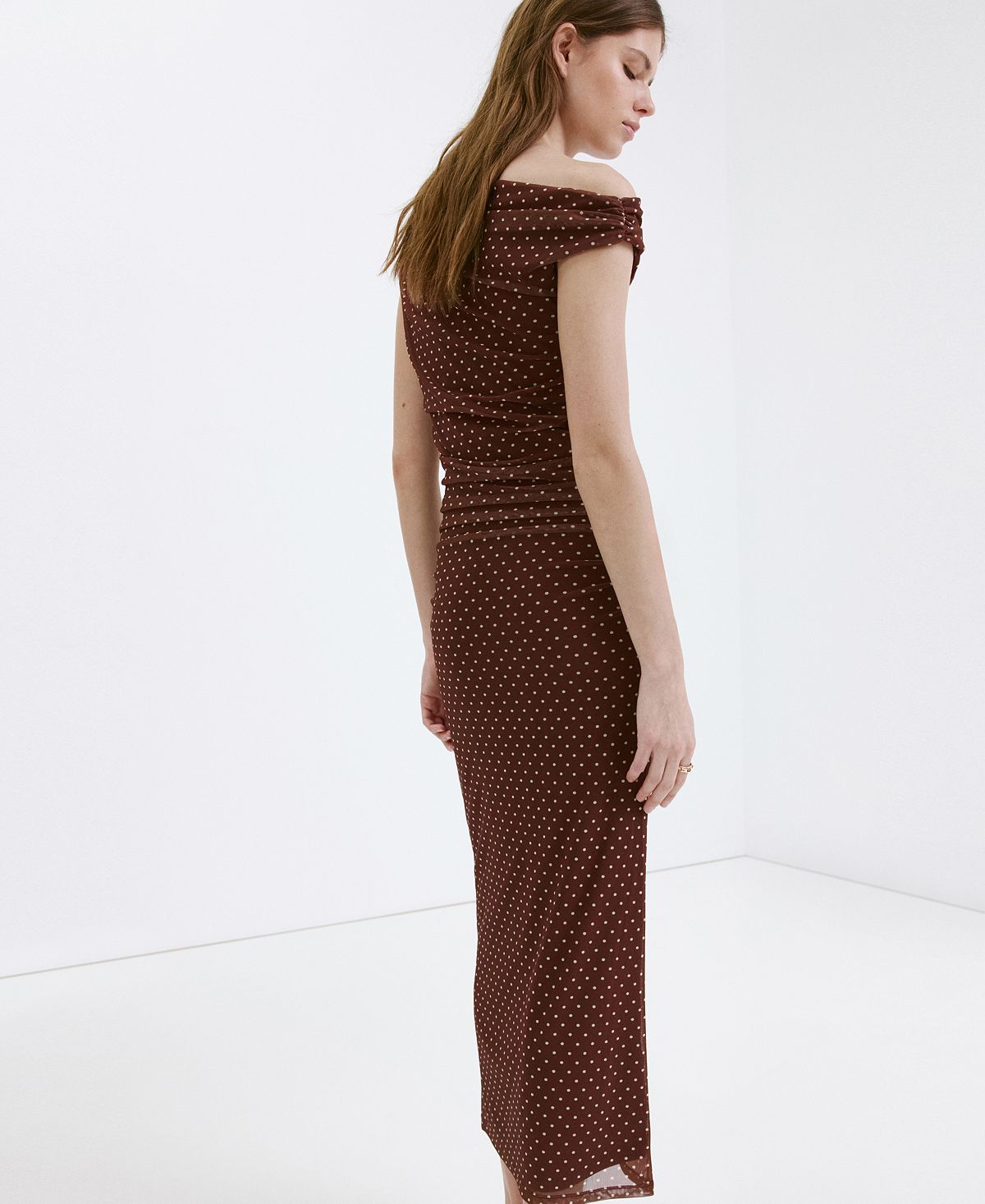 Mango Women's Fitted Polka-Dot Midi Dress view 3 — MAYCSS fashion products
