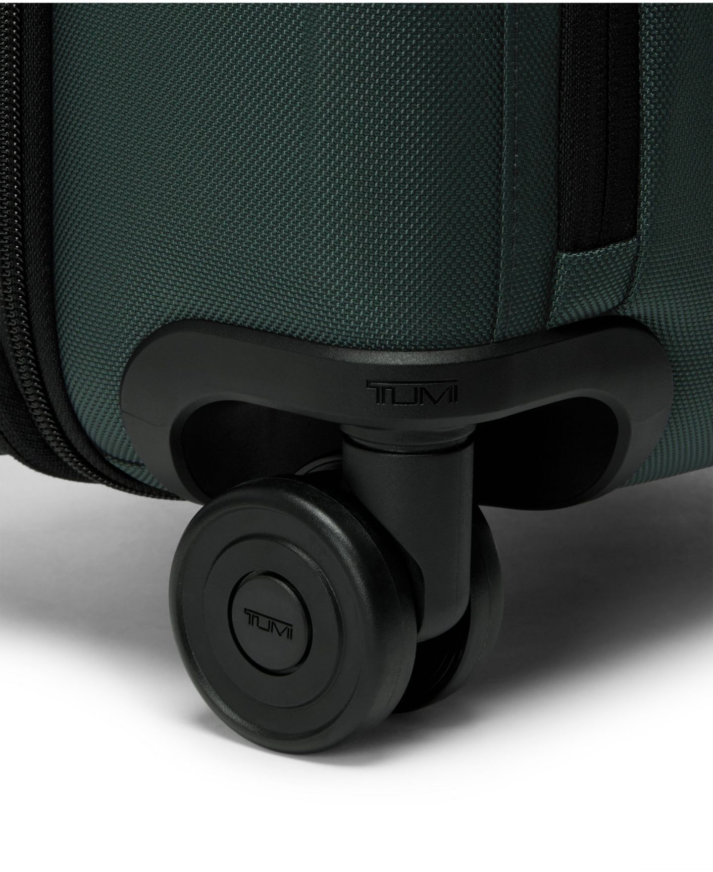 Чемодан TUMI Alpha Dual Access Expandable Carry-On Luggage, цвет: Глубокий сосновый — фото 9