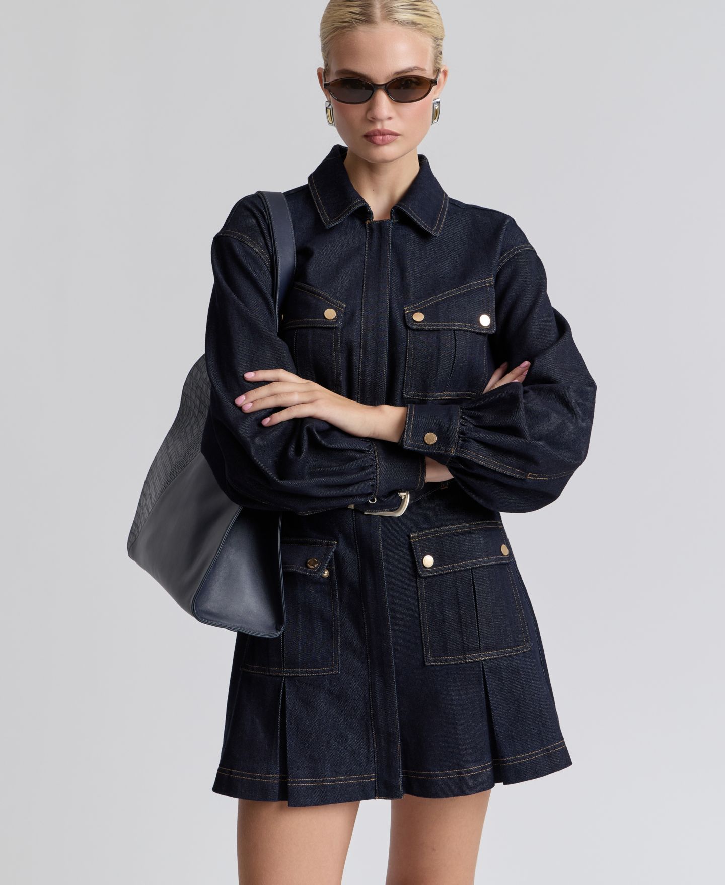 Женское платье Avec Les Filles Stretch Denim Belted Cargo Mini, цвет: Dark Rinse — фото 7