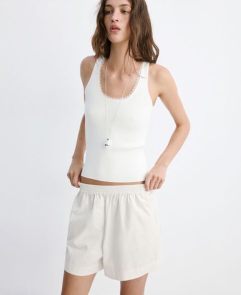 Женский топ Mango Lace Detail Ribbed, цвет: Экрю