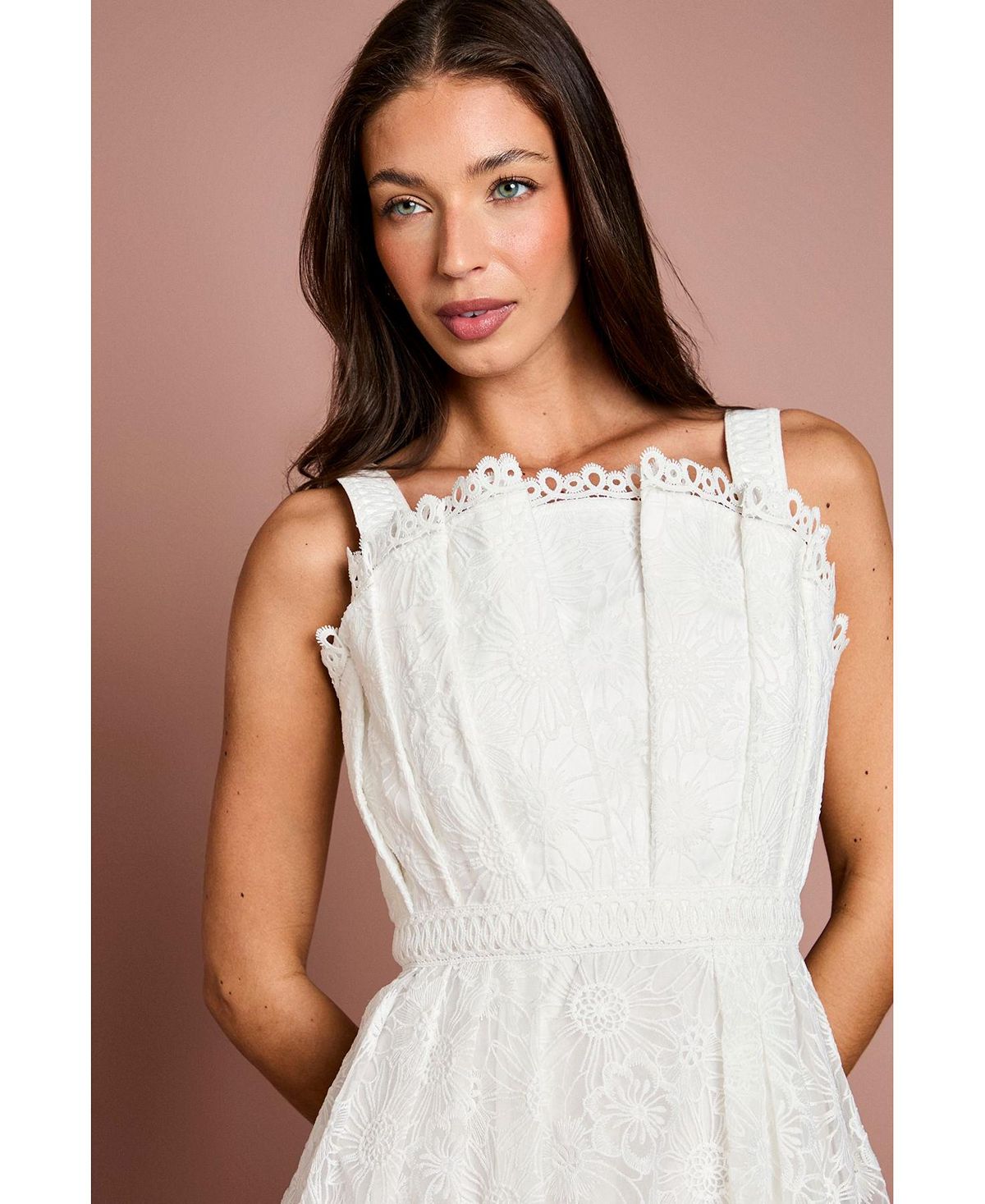 Coast Women's Embroidered Lace Midi Dress view 4 — MAYCSS fashion products