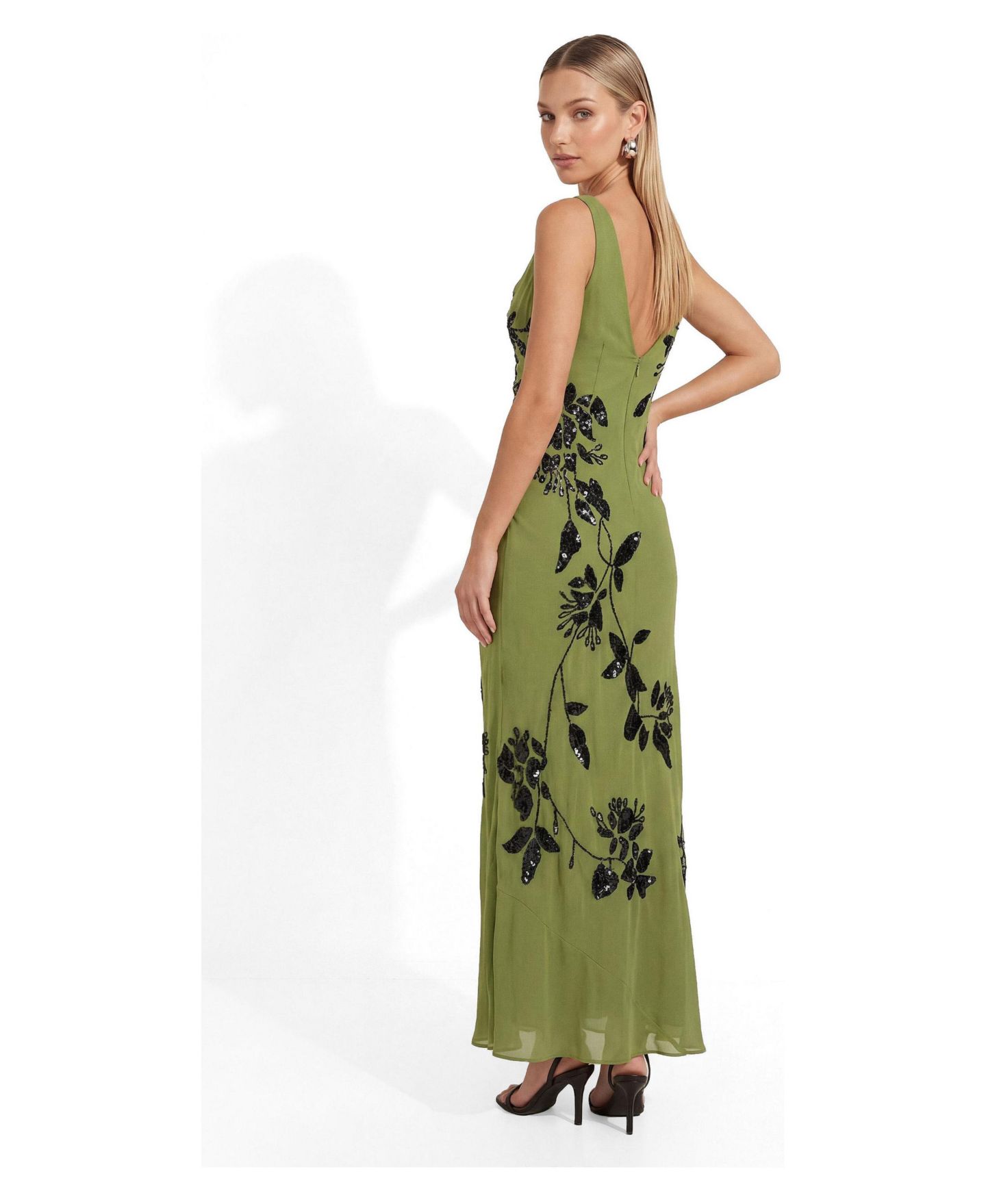 Женское платье Nasty Gal Cowl Embellished Ruched Side Maxi, цвет: Зелёный — фото 3