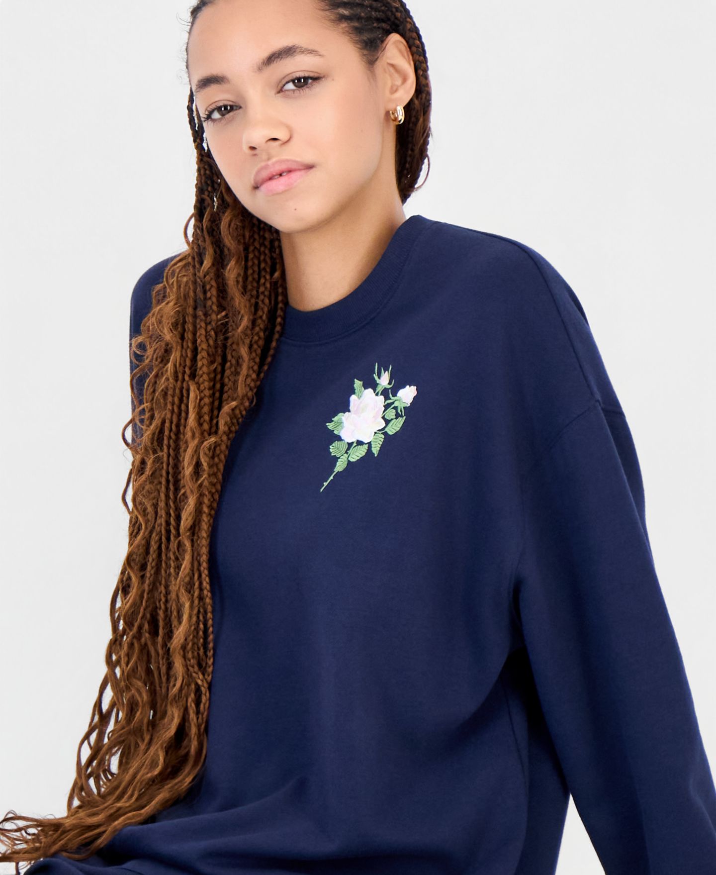 Женское худи Rebellious One Juniors' Long-Sleeve Rose Graphic Fleece, цвет: Тёмно-синий — фото 3