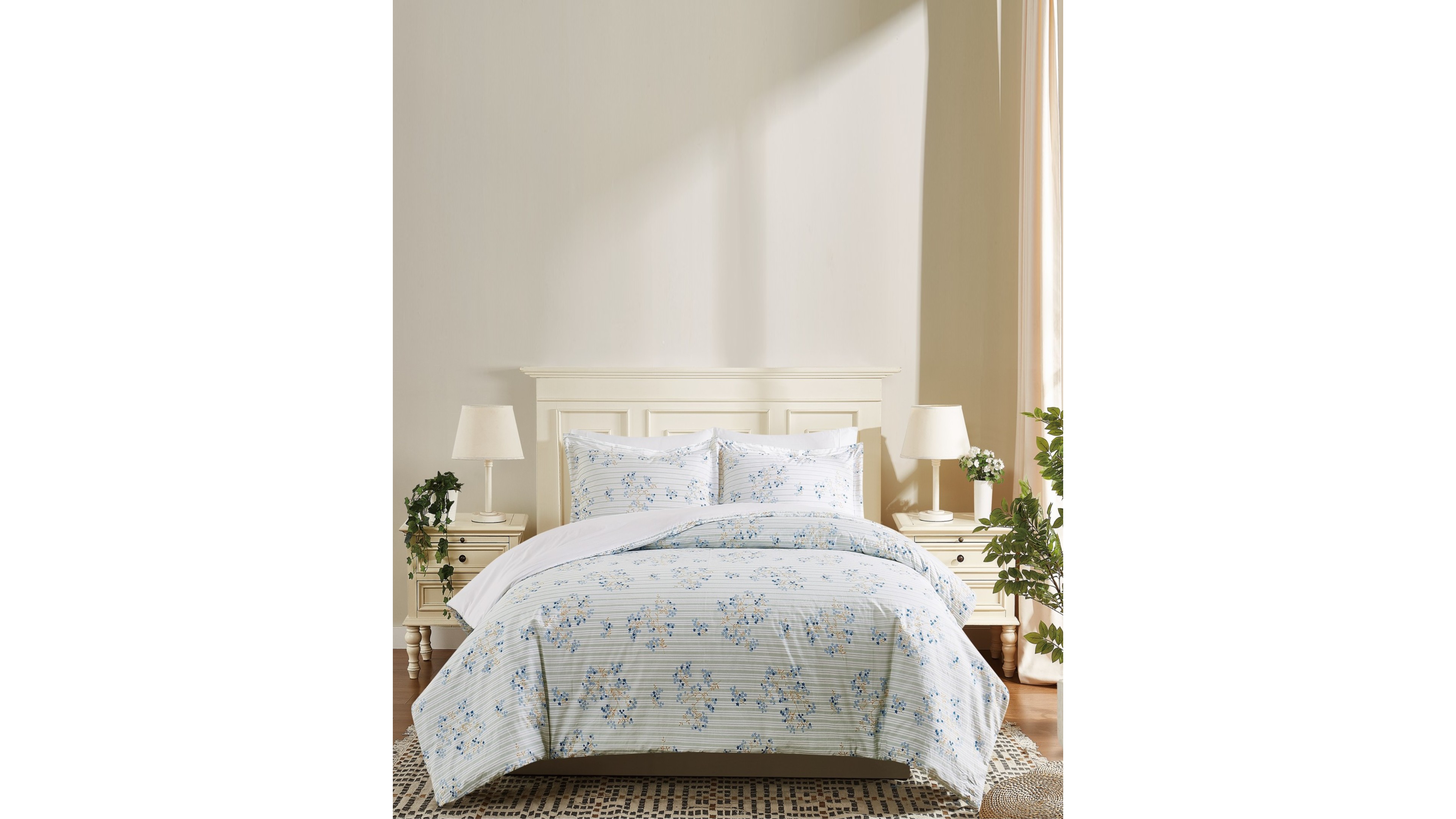 Cottage Classics Emma Floral 2-Piece Comforter Set, Twin/Twin Xl