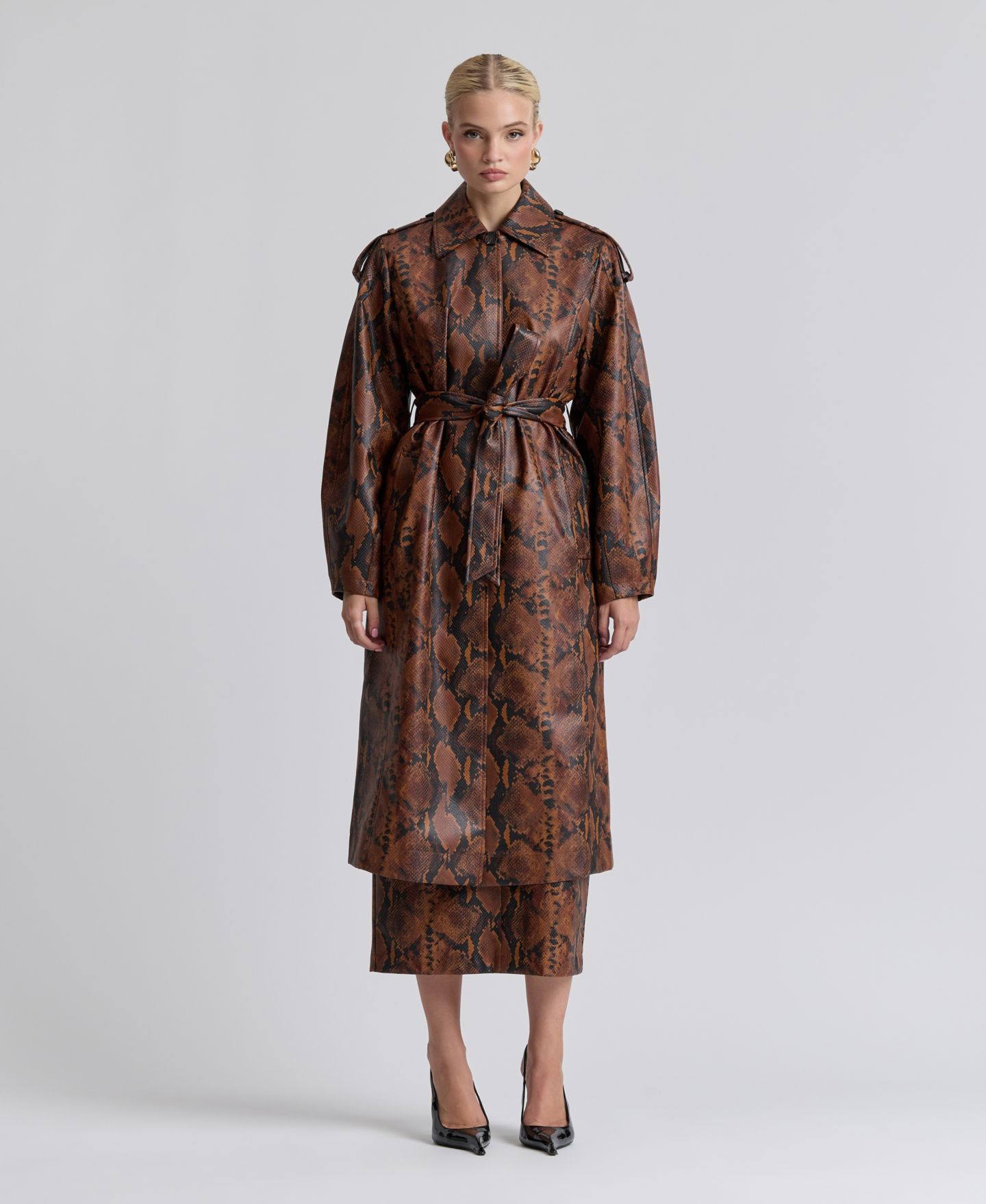 Женское пальто Avec Les Filles Button-Front Spread Collar Maxi, цвет: Коричневый / Чёрный — фото 2