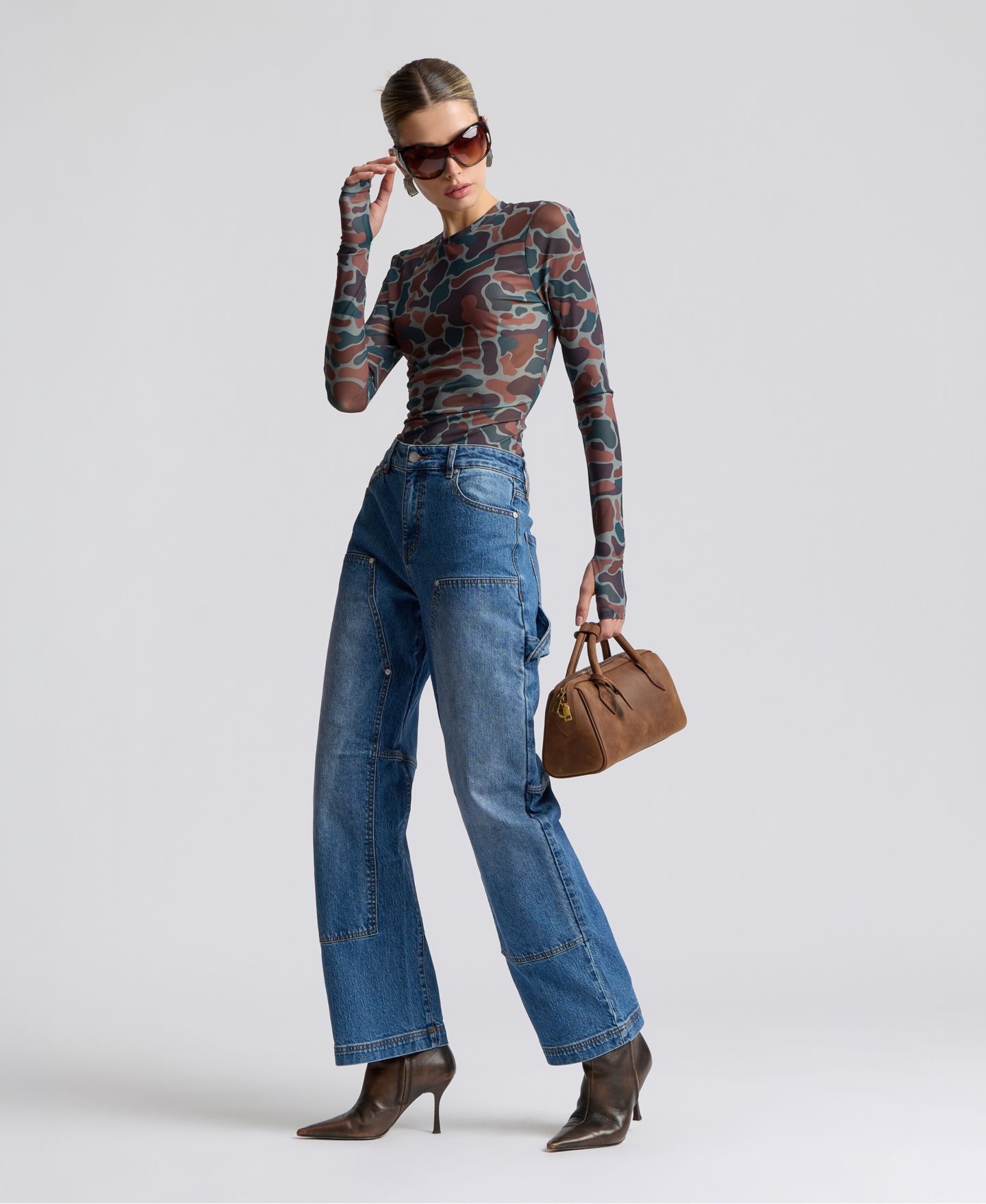 Женские джинсы Avec Les Filles Mid-Rise Barrel, цвет: Варёный — фото 6