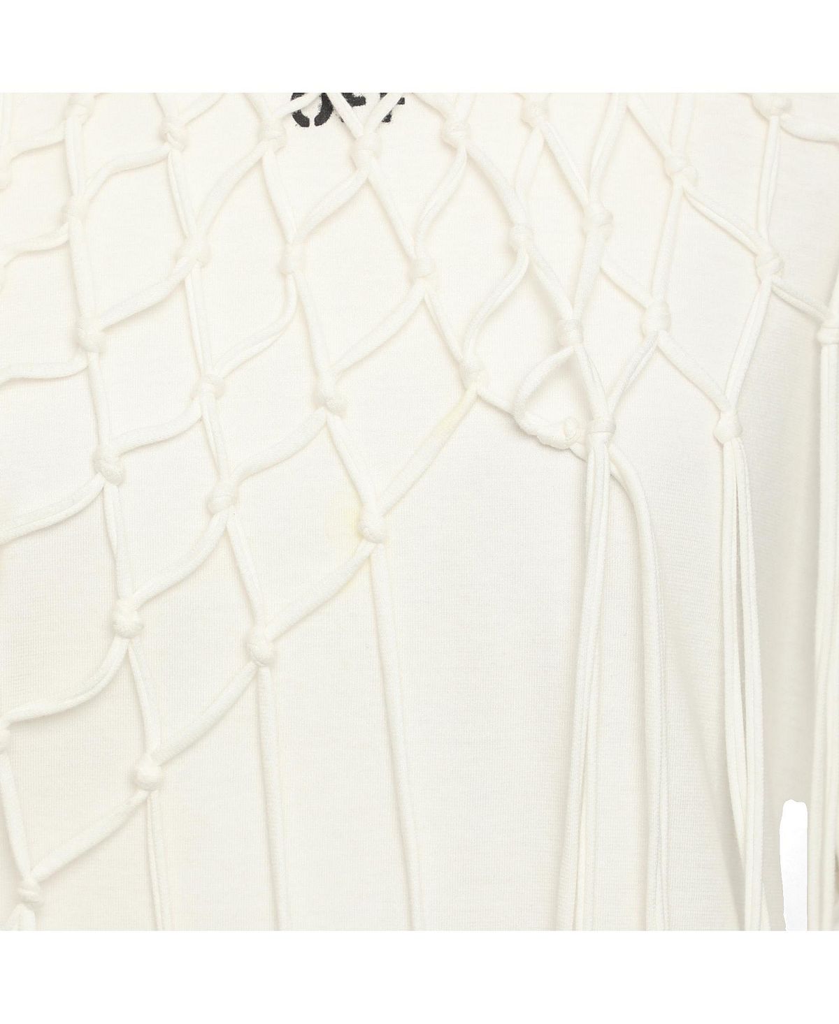 Pre-Owned Off-White Women's Macrame Fringe Detail T-Shirt view 3 — MAYCSS fashion products