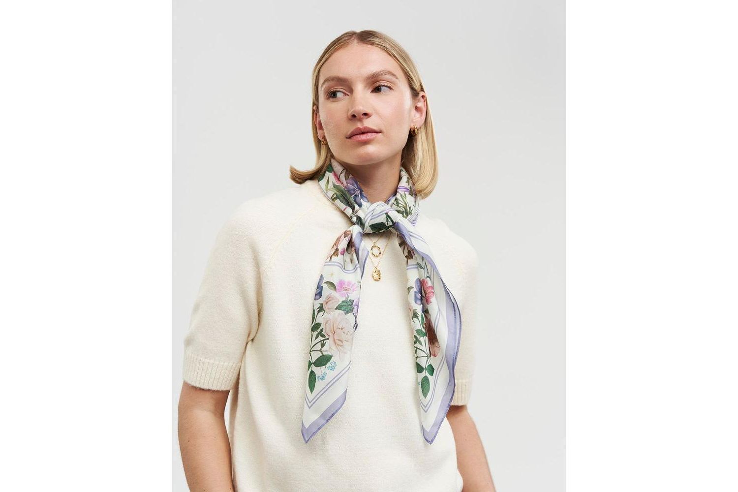 Women's Selene Narrative Medium Square Scarf